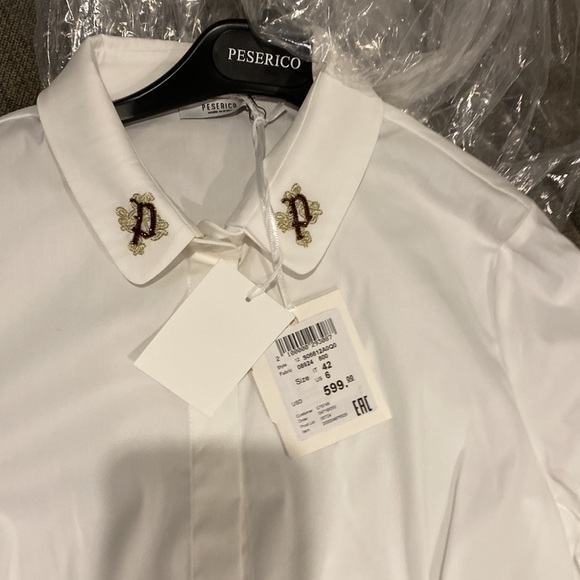 White button down with embellishment on collar - Picture 3 of 4